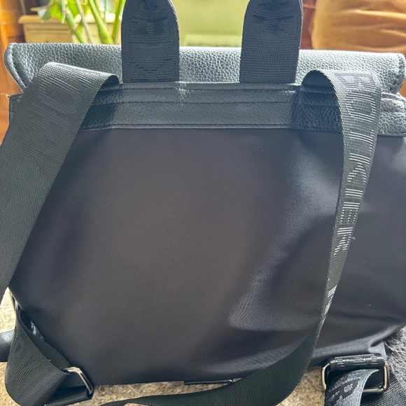 Botkier purse New York - Picture 2 of 3